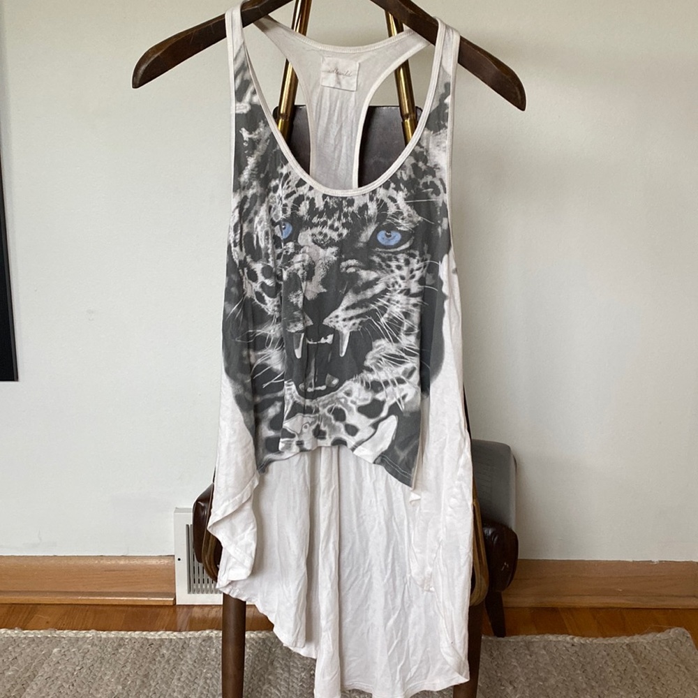 BUY ANY 3 ITEMS: GET 30% OFF!  
Idle wild leopard tank